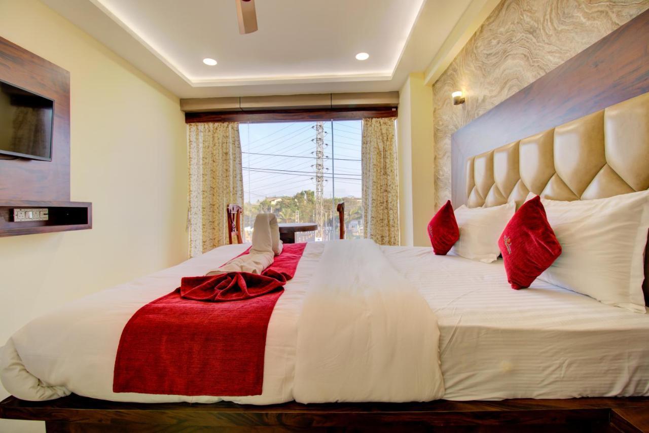 Hotel Samaira Residency,Dombivali Dive 外观 照片